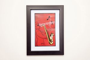 (DH) Melody Saxophone, Black Frame, Amber Crystal