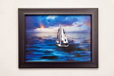 (DH) Play Sailing, Black Frame, Clear Crystal